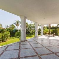 Villa in Spain, Andalucia, 470 sq.m.