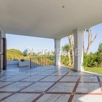 Villa in Spain, Andalucia, 470 sq.m.