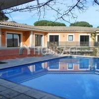 Villa in Spain, Catalunya, Girona, 500 sq.m.