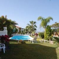 Villa in Spain, Canary Islands, Santa Cruz de Tenerife, 1270 sq.m.