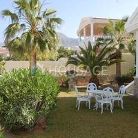Villa in Spain, Canary Islands, Santa Cruz de Tenerife, 1270 sq.m.