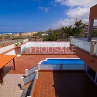 Villa in Spain, Canary Islands, Santa Cruz de Tenerife, 1759 sq.m.
