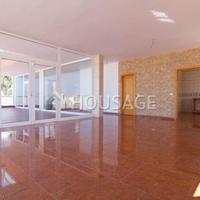 Villa in Spain, Canary Islands, Santa Cruz de Tenerife, 1759 sq.m.