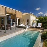 Villa in Spain, Canary Islands, Santa Cruz de Tenerife