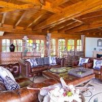 Villa in Spain, Canary Islands, Santa Cruz de Tenerife, 1300 sq.m.