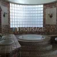 Villa in Spain, Canary Islands, Santa Cruz de Tenerife, 1180 sq.m.