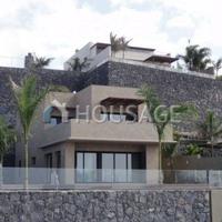 Villa in Spain, Canary Islands, Santa Cruz de Tenerife, 821 sq.m.