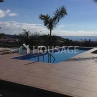 Villa in Spain, Canary Islands, Santa Cruz de Tenerife, 821 sq.m.