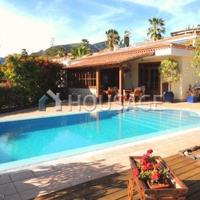 Villa in Spain, Canary Islands, Santa Cruz de Tenerife