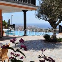 Villa in Spain, Canary Islands, Santa Cruz de Tenerife, 880 sq.m.