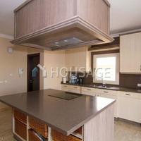 Villa in Spain, Canary Islands, Santa Cruz de Tenerife, 2750 sq.m.