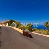 Villa in Spain, Canary Islands, Santa Cruz de Tenerife, 6790 sq.m.