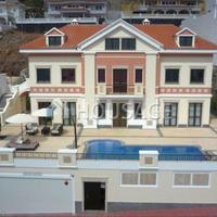 Villa in Spain, Canary Islands, Santa Cruz de Tenerife, 1120 sq.m.