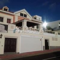 Villa in Spain, Canary Islands, Santa Cruz de Tenerife, 1120 sq.m.