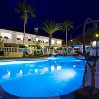 Villa in Spain, Canary Islands, Santa Cruz de Tenerife, 2427 sq.m.