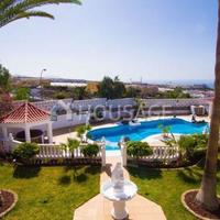 Villa in Spain, Canary Islands, Santa Cruz de Tenerife, 2427 sq.m.