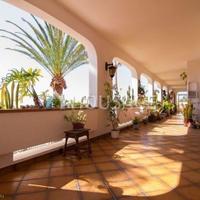 Villa in Spain, Canary Islands, Santa Cruz de Tenerife, 2427 sq.m.