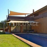 Villa in Spain, Catalunya, Girona, 150 sq.m.