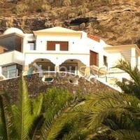 Вилла в Испании, Канарские Острова, Санта-Крус-де-Тенерифе, 310 кв.м.
