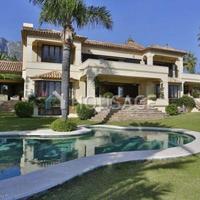 Villa in Spain, Andalucia, 995 sq.m.
