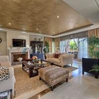 Villa in Spain, Andalucia, 491 sq.m.