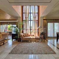 Villa in Spain, Andalucia, 491 sq.m.