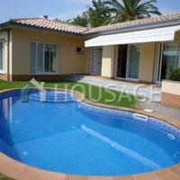 Villa in Spain, Catalunya, Girona, 700 sq.m.