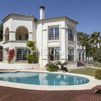 Villa in Spain, Andalucia, 604 sq.m.