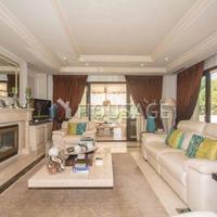 Apartment in Spain, Andalucia, 202 sq.m.