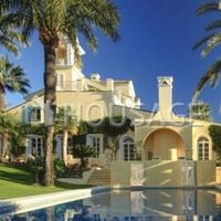 Вилла в Испании, Андалусия, 878 кв.м.