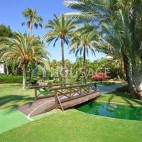 Apartment in Spain, Andalucia, 220 sq.m.