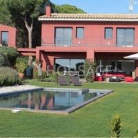 Дом в Испании, Каталония, Багур, 408 кв.м.