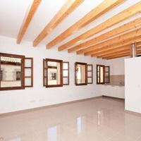 Flat in Spain, Balearic Islands, Palma, 91 sq.m.