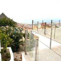 Вилла в Испании, Канарские Острова, Санта-Крус-де-Тенерифе, 280 кв.м.