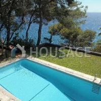 Villa in Spain, Catalunya, Girona, 540 sq.m.