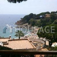 Villa in Spain, Catalunya, Girona, 300 sq.m.