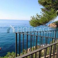 Villa in Spain, Catalunya, Girona, 300 sq.m.