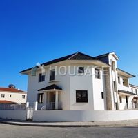 Villa in Republic of Cyprus, Eparchia Larnakas, 325 sq.m.