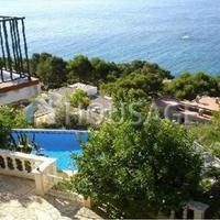 Villa in Spain, Catalunya, Girona, 300 sq.m.