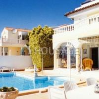 Вилла в Испании, Канарские Острова, Санта-Крус-де-Тенерифе, 1000 кв.м.