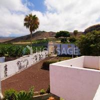 Villa in Spain, Canary Islands, Santa Cruz de Tenerife, 650 sq.m.