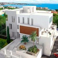 Flat in Spain, Balearic Islands, Palma, 153 sq.m.