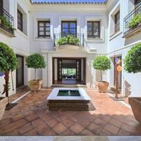 Villa in Spain, Andalucia, 1178 sq.m.