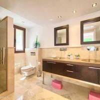 Villa in Spain, Andalucia, 1178 sq.m.