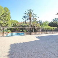 Villa in Spain, Comunitat Valenciana, Alicante, 250 sq.m.