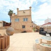 House in Spain, Comunitat Valenciana, Alicante, 260 sq.m.
