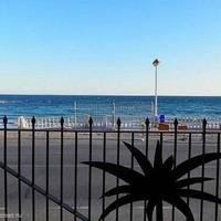 Apartment at the first line of the sea / lake in Spain, Comunitat Valenciana, Alicante, 113 sq.m.