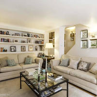 Flat in United Kingdom, England, London, 74 sq.m.