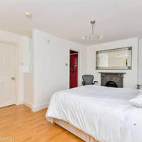 Flat in United Kingdom, England, London, 115 sq.m.