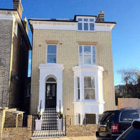 Flat in United Kingdom, England, London, 92 sq.m.